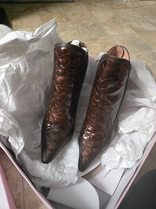 Louise et Cie | Shoes | Louise Et Cie Ankle Booties | Poshmark Louise et Cie Viveca Brown Leather Ankle Booties Size 7.5